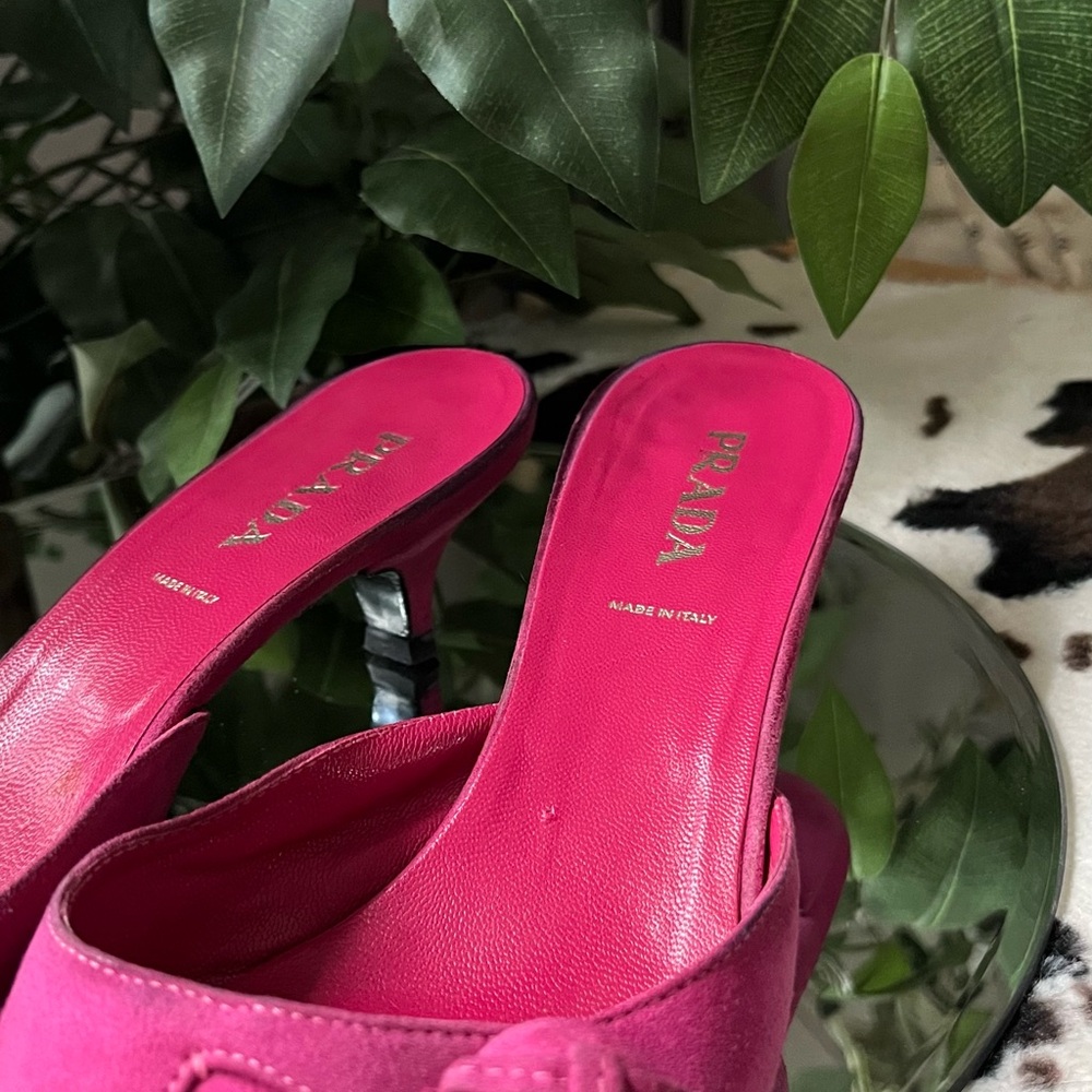 Prada Women's Fuchsia Suede Kitten Heels - Picture 4 of 9